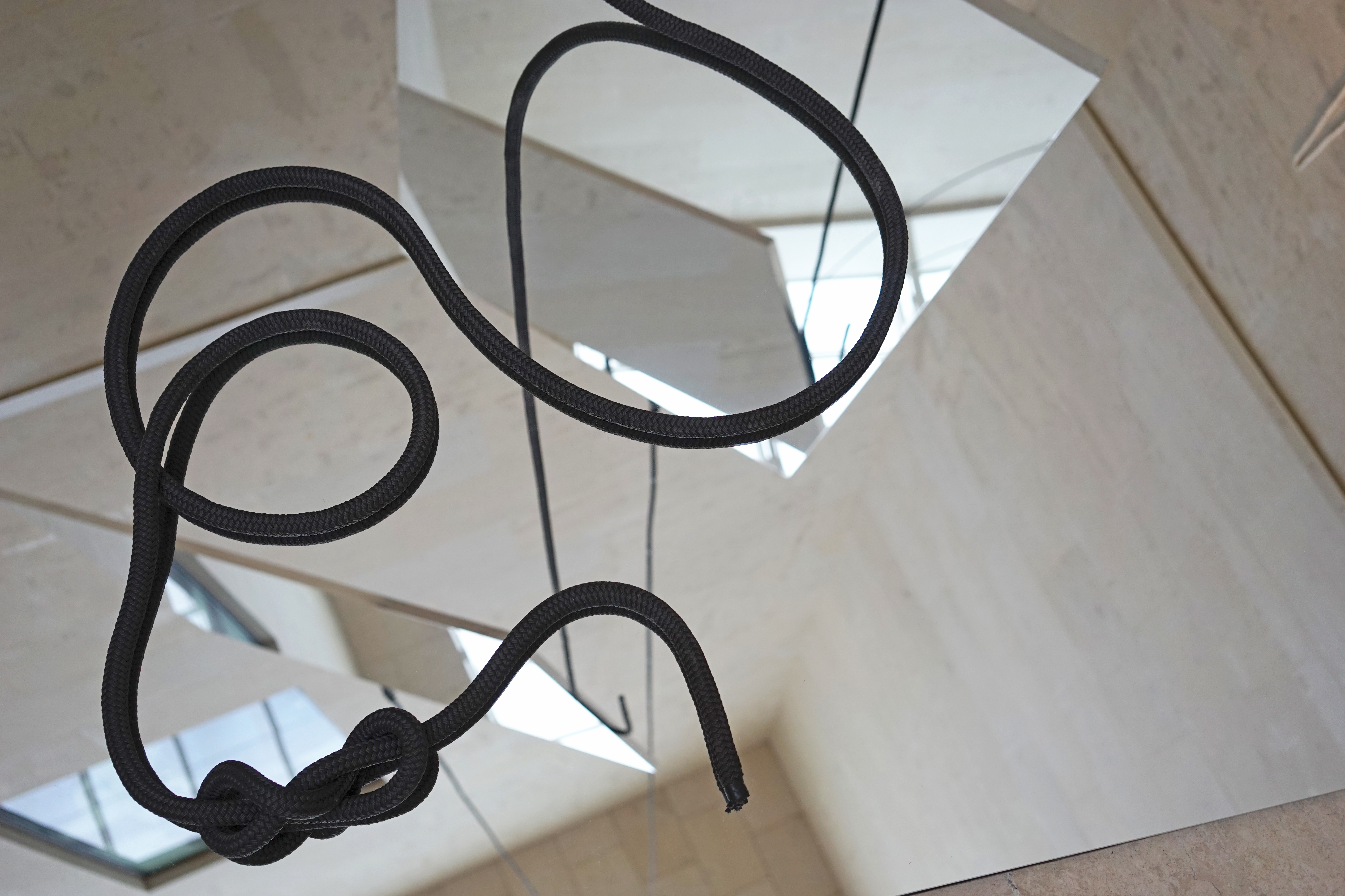 linienformen
installation - art austria/leopold museum
spiegelfolie, seil
2014
foto © gerald moser